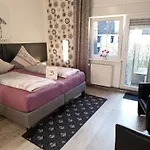 Appartamento 5x Balkon-apartments Mit Kueche 40-65qm Ruhrgebietferienwohnung Dobry-fuchs Oberhausen (North Rhine-Westphalia)