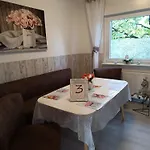 5x Balkon-apartments Mit Kueche 40-65qm Ruhrgebietferienwohnung Dobry-fuchs * Oberhausen (North Rhine-Westphalia)