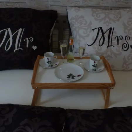 Apartman 5x Balkon-apartments Mit Kueche 40-65qm Ruhrgebietferienwohnung Dobry-fuchs