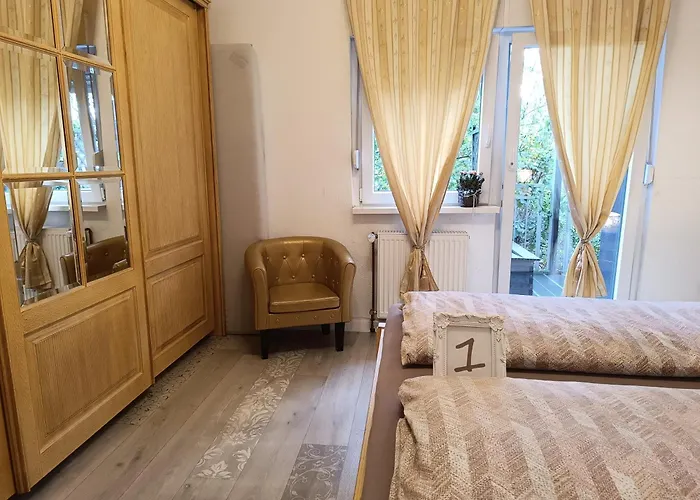 5x Balkon-apartments Mit Kueche 40-65qm Ruhrgebietferienwohnung Dobry-fuchs 아파트 오버하우젠