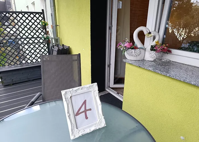 5x Balkon-apartments Mit Kueche 40-65qm Ruhrgebietferienwohnung Dobry-fuchs * Ομπερχάουζεν