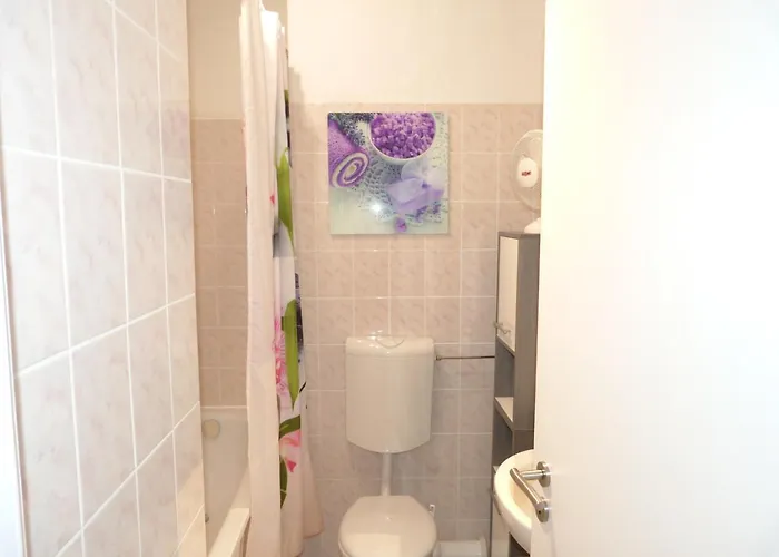 5x Balkon-apartments Mit Kueche 40-65qm Ruhrgebietferienwohnung Dobry-fuchs 아파트 오버하우젠